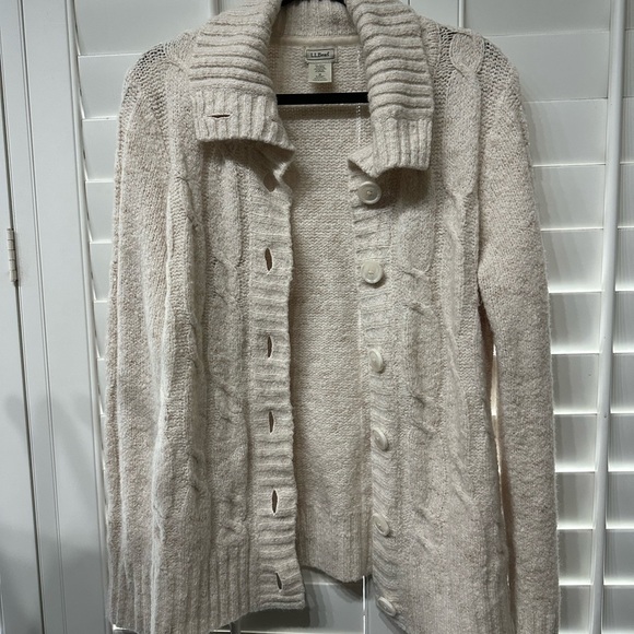 LL Bean Fisherman Knit Cardigan Sweater Size Medium - Picture 4 of 9